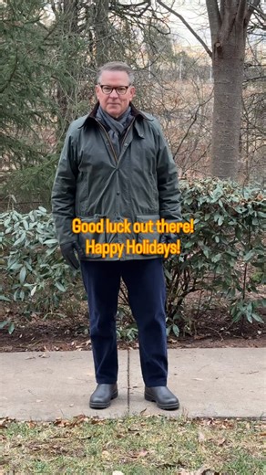 The Classic Preppy on Instagram: "🧥 Waxed jacket – @barbour 🧥 Puffer vest - @32degreesofficial 🧶 Cable knit sweater vest – @poloralphlauren 👔 Red tartan OCBD – @poloralphlauren 👖 Navy corduroy pants - @landsend 👞 Chelsea boots - @blundstoneusa 👜 Canvas Tote @temu 🧴 Fragrance - @rangerstation.co #classicmenswear #christmasshopping #middleburgva"