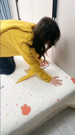 Smart Furniture for Guests | Space Saving Bed