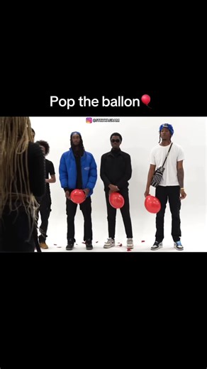 Pop the Ballon: Fun Moments at the Gathering