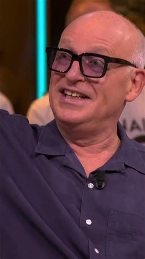 René van der Gijp stond zó lang in de file dat zijn navigatiesysteem er schor van werd...