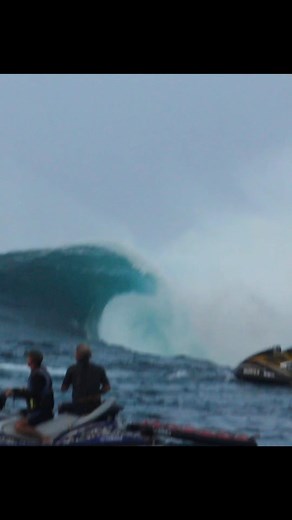 The wave that changed Big Wave Surfing forever - Shane Dorian at Jaws 2012 🙌🏾💯