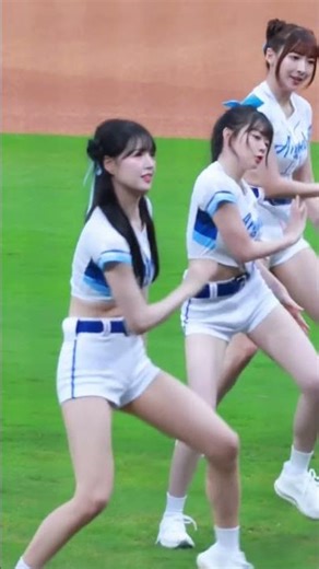 富邦制服版本開場舞 #李晧禎 穿起來真好看#이호정 #이호정치어리더 part3