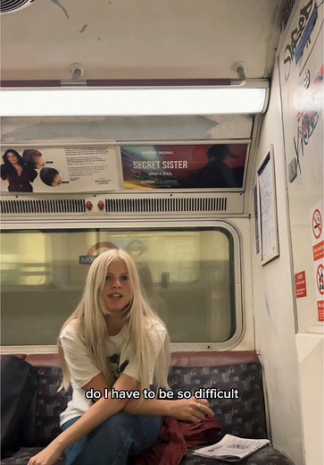 my airpods ran out of battery and I had to play this song out loud, I was not the only person sat in this carriage, it was embarrassing woo x #altmusic #rock #poppunk #indiemusic #grungeaesthetic