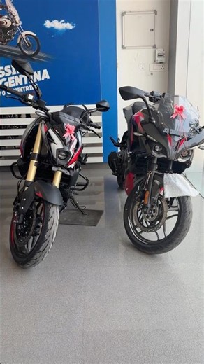 Pulsar NS 400 VS Pulsar RS 200 🔥