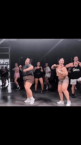Booty booty 🍑 | Dance Fitness Workouts