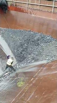 This is what the barge looks like after unloading #barge #Satisfying #Unloading