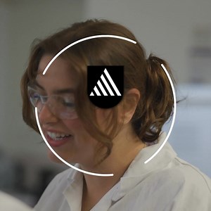 Studying science at Deakin means practical learning, expert support and global opportunities that lead to impactful careers. | Deakin University