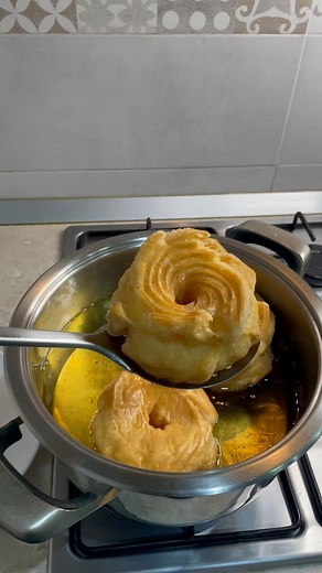 905K views · 9.7K reactions | Zeppole di San Giuseppe fritte (senza...