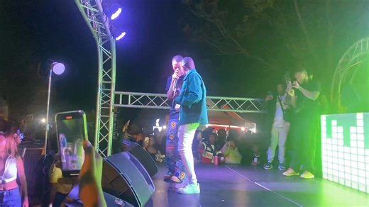 6.9K views · 321 reactions | WAVE RYDER, HAN C LIGHT UP THE STAGE One of the night’s biggest highlights came when Wave Ryder and Han C teamed up for a powerful performance of the Pepetetsa remix. The collaboration was a perfect fusion of energy and artistry, Wave Ryder commanding the stage with his electrifying presence, while Han C’s soulful vocals elevated the track to new heights. #News25Online #Newsconvinientforyou | News25 Online | Facebook