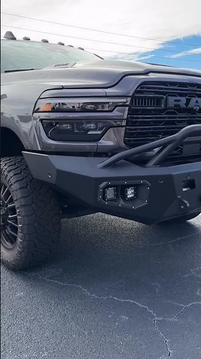 🔥 2025 RAM 3500 Fully Upgraded | Leveling Kit, Off-Road Bumpers & 35” Ridge Grapplers