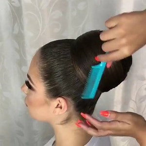 Sleek High Bridal Chignon By: @kykhair | MetDaan Creative