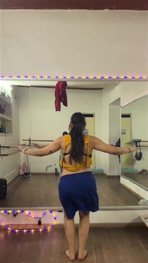 Master the Fa'arapu: Tahitian Dance Practice Session 🌺