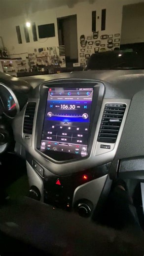 Central multimídia tesla cruze 2014