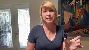 這次髮廊業務培訓導師 Allyson King 向我們提及了多項營運管理策略要點￼，例如 Allyson建議可以於這段時間集中力量投放在零售推廣上，為客人建議購買家用頭髮護理產品，可以降低產品儲存量的同時轉換成現金，￼增加髮廊收入￼。 #strongertogether #kaosalonfamily | Goldwell HK | Facebook