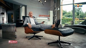 566K views · 8.6K reactions | «Здравия желаем! Давайте мутить и всё такое!» Смотри и когда-нибудь реально услышишь эту фразу от девушки-полицейского. | Comedy Club | Facebook