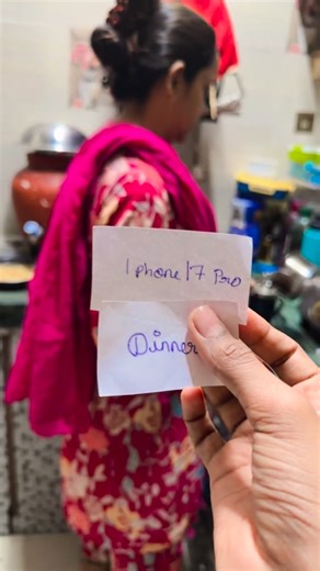 Shirin Khan on Instagram: "#reelsinstagram #iphone17pro #reelkarofeelkaro"