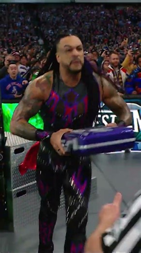 Damian Priest became the second to cash in his #MITB contract at #WrestleMania in 2024 💼