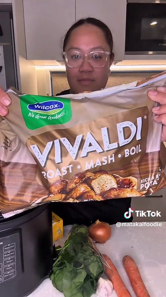 Hearty Aunty Soup Recipe with Russell Hobbs Multi-Cooker