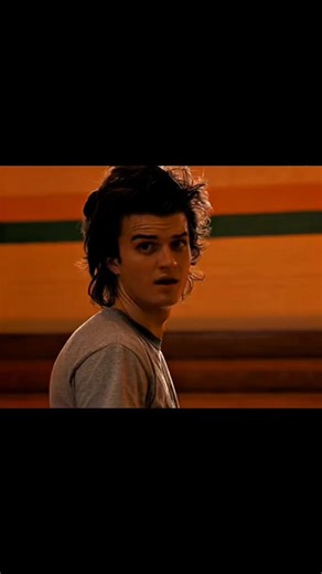 Steve harrington 🔥 #edit #strangerthings #aesthetic #netflix