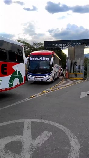 Exploring the Bus Scene in Medellin, Colombia