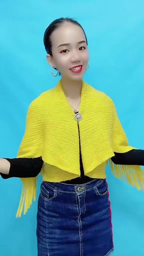 1.8M views · 19K reactions | #fakecollar #tie #clothes #mask #hat #fashion #tutorials #scarf | Emma Corkery | Facebook