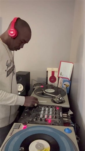 🔥🔥Freestyle DANCEHALL Remix!!Sizzla/Haunted RIDDIM..Sub..Share..Like..Comment🙏🏽💯