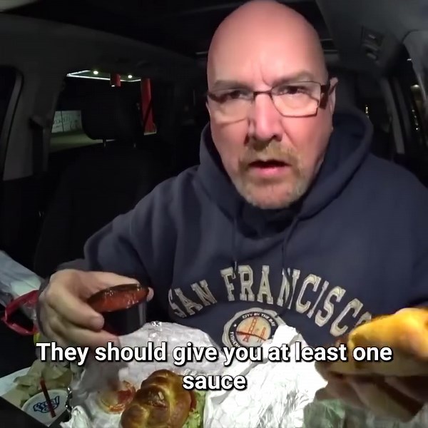 What do our American neighbors eat at gas stations?