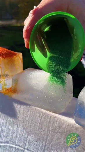 Das passiert, wenn man Eis zu Farbe hinzufügt! 🧊💥