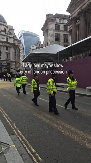 Lady lord mayor show city of london procession #southlondon #northlondon #cityoflondon #zonjy | Zonjy