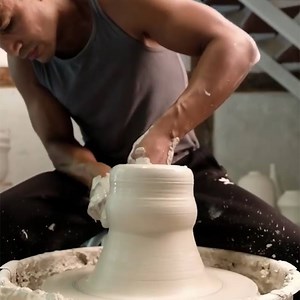 463K views · 5.4K reactions | Pottery wheels can be so hypnotizing.. | Genius Craft | Facebook