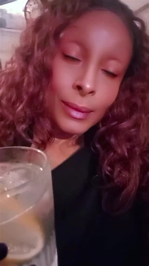 Angelica Brown Jelly B (@angelicabrownjellyb)’s videos with New Orleans style Mardi Gras on Bourbon Street(1379702) - ricca