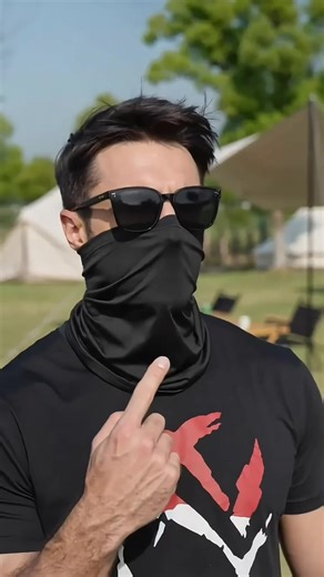 Stay Cool on Hot Days with This Neck Gaiter