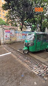 405K views · 2K reactions | Private car gets stuck in rickshaw trap on rain-soaked road. #car #news #rickshaw #DailySun | Daily Sun | Facebook