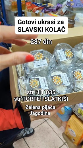 Najprodavaniji proizvod ove jeseni su naši ukrasi za slavski kolač! Svi želimo da on izgleda lepo i ukrašeno, da nas predstavi najbolje i sada je to dostupno i vama! Cena 287din, a pakovanje sadrži 13 različitih oblika za ukrašavanje. Posetite nas ✨ str HIT 035 str TORTE I SLATKIŠI Zelena pijaca Jagodina | Hit Jagodina