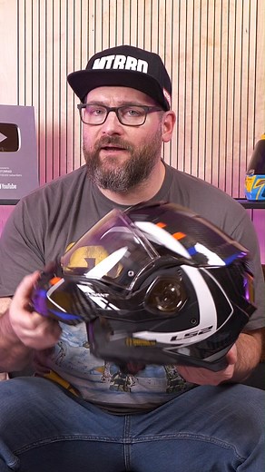 Heute im Experten-Check: Der LS2 FF901 Advant X Carbon Klapphelm, die Top-Version mit ECE 22.06-Zulassung, Carbon-Schale und Flip-Over-Funktion!🤩 Alles zum Nachlesen ▶️ https://www.motorradonline.de/bekleidung/ls2-ff901-advant-x-carbon-im-ersten-check-flip-over-helm/ | MOTORRAD