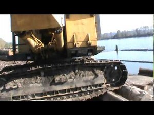 Caterpillar 235 Log Loader