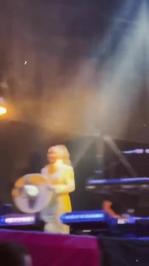 LUCERO 🎵 LLORAR #lucero #llorar #lucerito #lanoviadeamerica #guadalajara #concierto #vivo #flypシ #following #folowers #viral_video #mas #viral_video #rancheras #musica #mexico🇲🇽 #cdmx🇲🇽 #foryoupage #tik_tok #musica #romantic #entertainment #entretenimiento