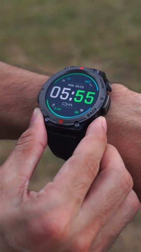 Reviewing a Smartwatch with a Flashlight from Temu – Is It Any Good?