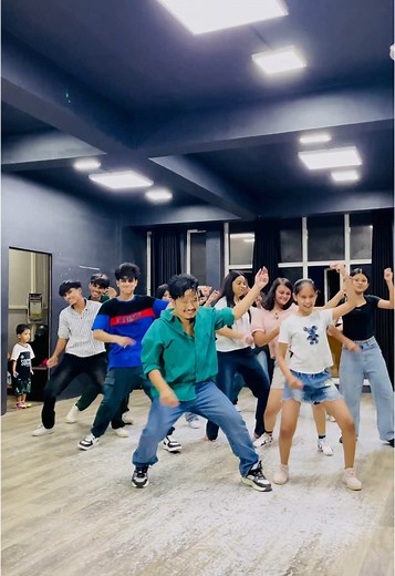 Flexible Dance School: Bollywood Fusion Classes in Nepal