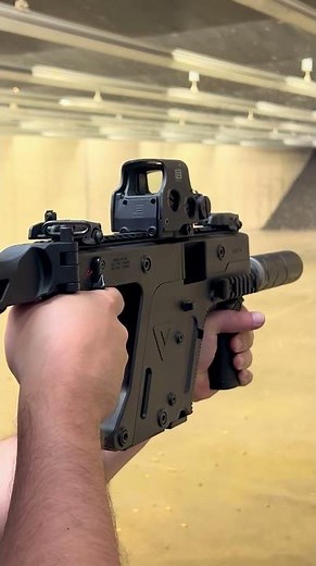 KRISS Vector SBR 9mm SUPPRESSED #silencer #vector #EOTech