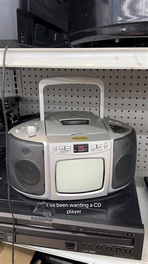 Finally found a CD player💿 Also don’t mind my dog pitter pattering around at the end, that wasn’t the CD player I promise. The DVD/CD player with the screen was really cool… I may have some regrets about not getting that one lol #cdplayer #britneyspears #thriftfind #popmusic #physcialmedia