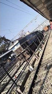 Train toh aae nhi pr Engine pahle hi aa gae #minivlog #shorts #trending #travel