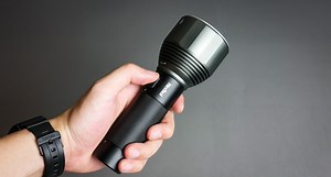 Review đèn pin siêu sáng của Xiaomi - Nextool XPH50.2 | Viết bởi Einstein2804