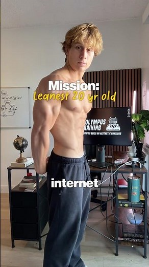👆Watch this video for the EXACT workout split I use to build muscle while getting lean 📝💪🤝