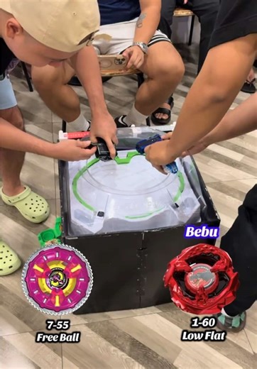 Burst Finish!!! Tyranno Beat 1-60 on Low Flat vs Clock Mirage 7-55 on Free Ball #beybladex #beybladecommunity #beybladephilippines #beyblade #beybuu