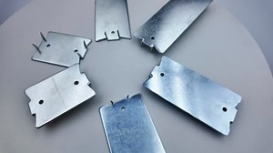 Wensilon(30 pcs) Zinc 1.5X4 Inch 16-Gauge Anti-Nail Protection Plate Shield, Nail Plate for Wood Studs, Steel Cable Wire Protector Plate with Sharp Pointed Prongs for Protection Plumbing and Wiring