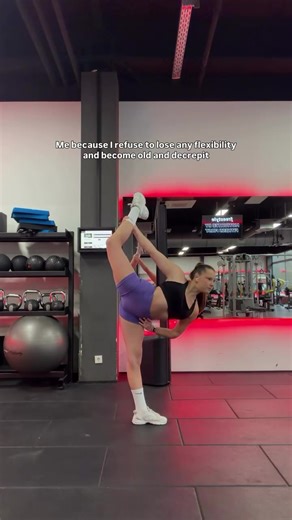 #stretching #flexible #old #calisthenics #cali