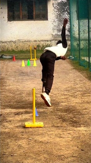 tag your👆 left hand bowler 🏏 #cricket #fastbowling #bowler #subscribe #youtube #cricketlover