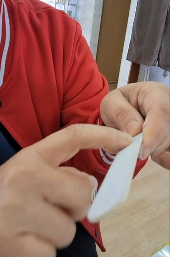 How to remove super glue from your fingers (such as Aron Alpha)