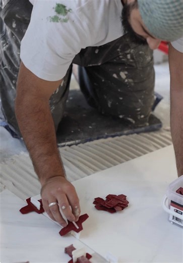 Keeps the installation process effortless and precise 🛠️ #fyp #tileinstallation #tiler #spacers #construction